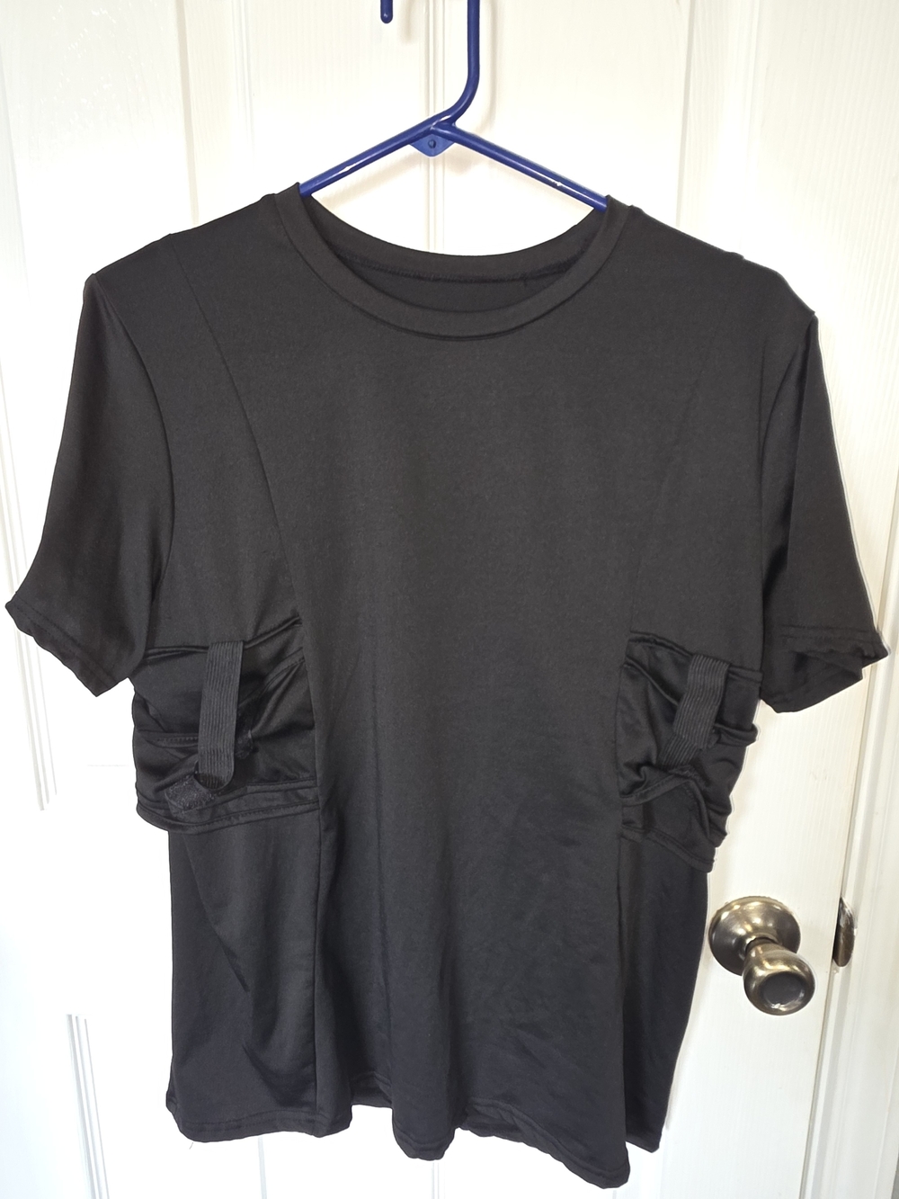 Men's Black Short-Sleeve Crew Neck Shirt